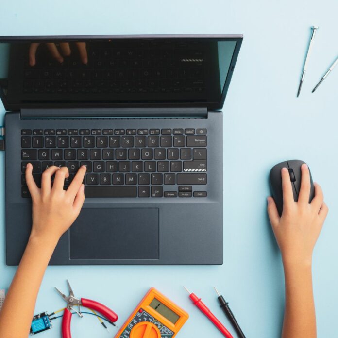 Valori Srl - Blog - Il coding e l'importanza di insegnarlo ai bambini